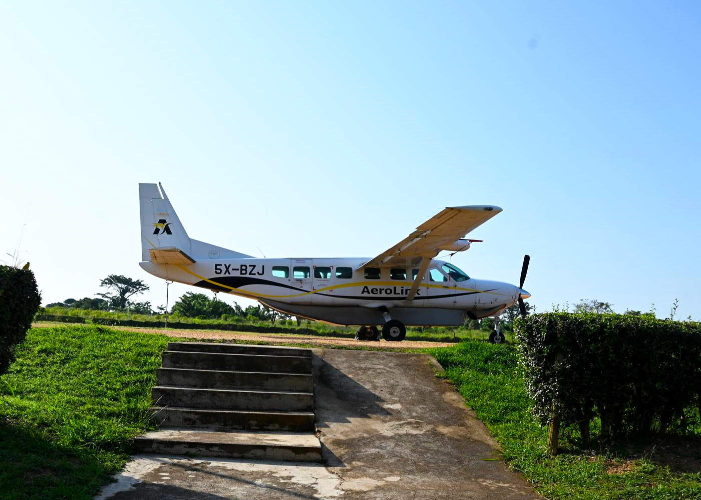 flying-from-massai-mara-kenya-to-bwindi-forest-national-park