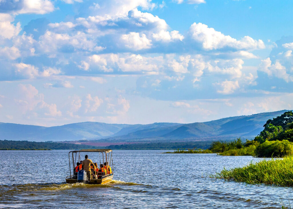 boat-safaris-in-rwanda