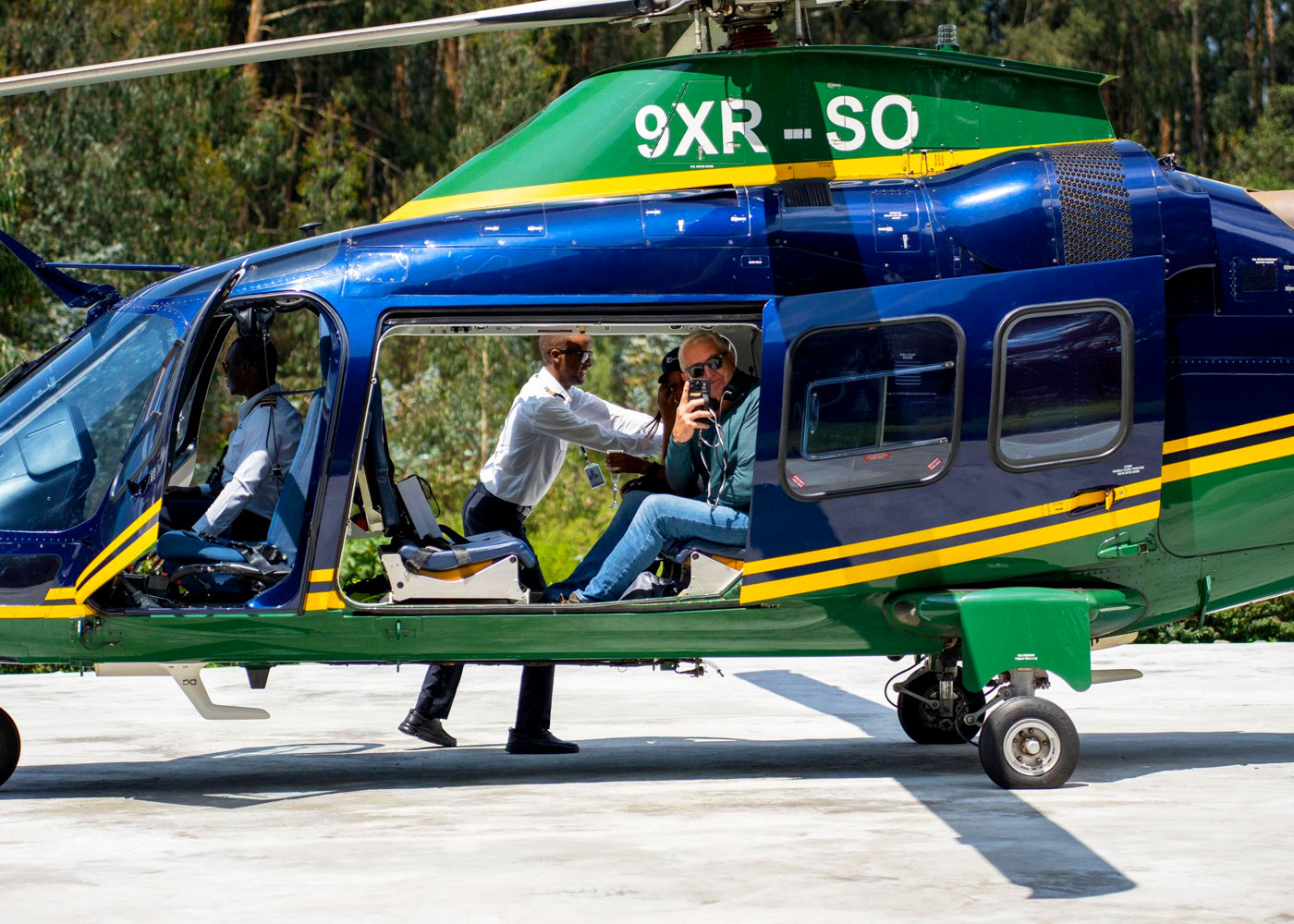 feel-connected-and-explore-rwanda-by-helicopter